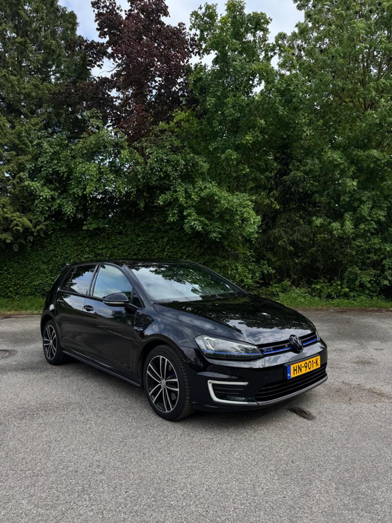 Volkswagen Golf 1.4 TSI 225PK Phev 150KW GTE 5D 2015 Zwart, 4 cilinders, Zwart, 1395 cc, 1499 kg