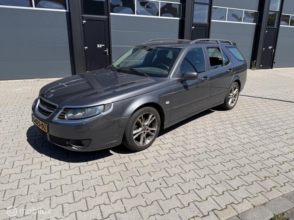 Saab 9-5 Estate 2.0t Business, Auto's, Saab, Voorwielaandrijving, 150 pk, 11 km/l, Handgeschakeld