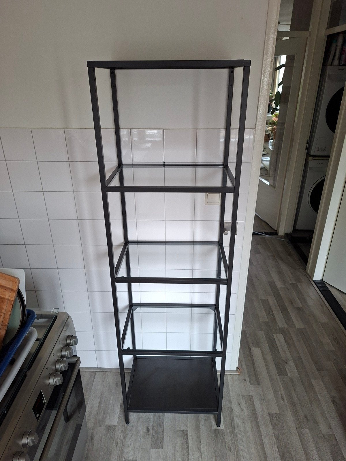 Zwarte open kast met glazen planken - 36x51x175 cm, Huis en Inrichting, Kasten | Boekenkasten, Ophalen