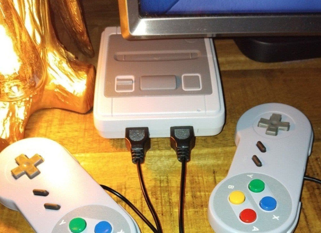Super Mini SFC Classic Mini TV Game Console met 620 games, Spelcomputers en Games, Ophalen of Verzenden, Zo goed als nieuw, Met 2 controllers