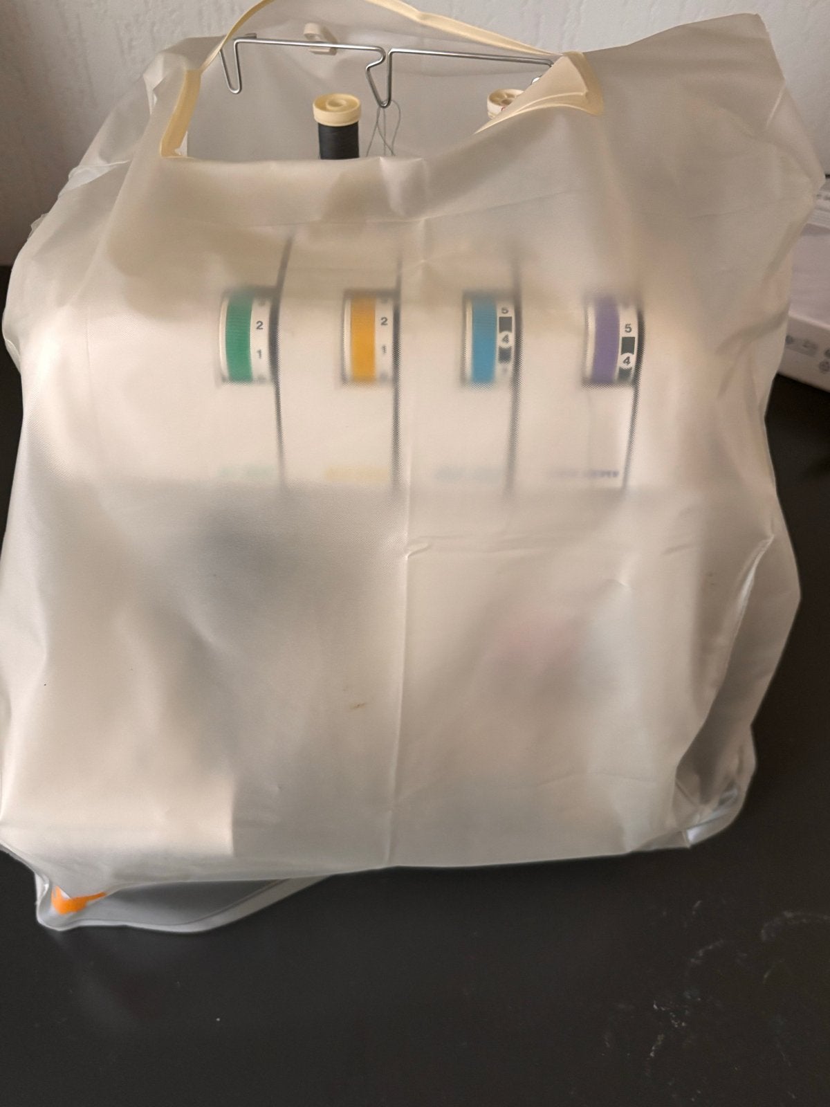 Elna 544 Lockmachine - Perfect voor al uw naaiprojecten, Ophalen of Verzenden, Zo goed als nieuw, Lockmachine, Overige merken
