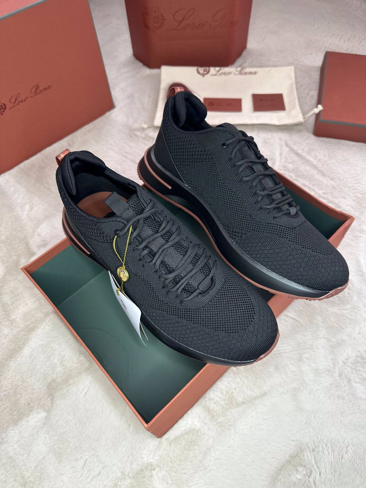 Loro piana evo walk zwart 40 tm 46 nieuw voorraad !!, Kleding | Heren, Ophalen of Verzenden, Nieuw, Zwart, Loafers