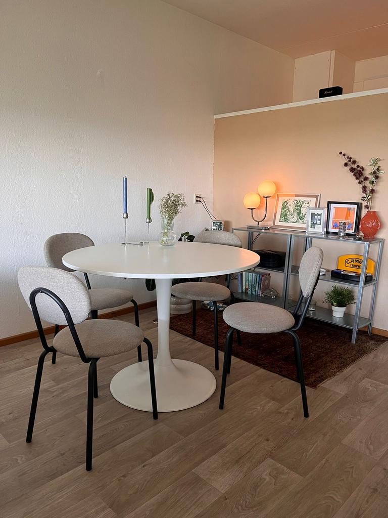 Ikea ronde DOCKSTA Tafel, Huis en Inrichting, Tafels | Eettafels, Ophalen, Kunststof, 100 tot 150 cm, Rond