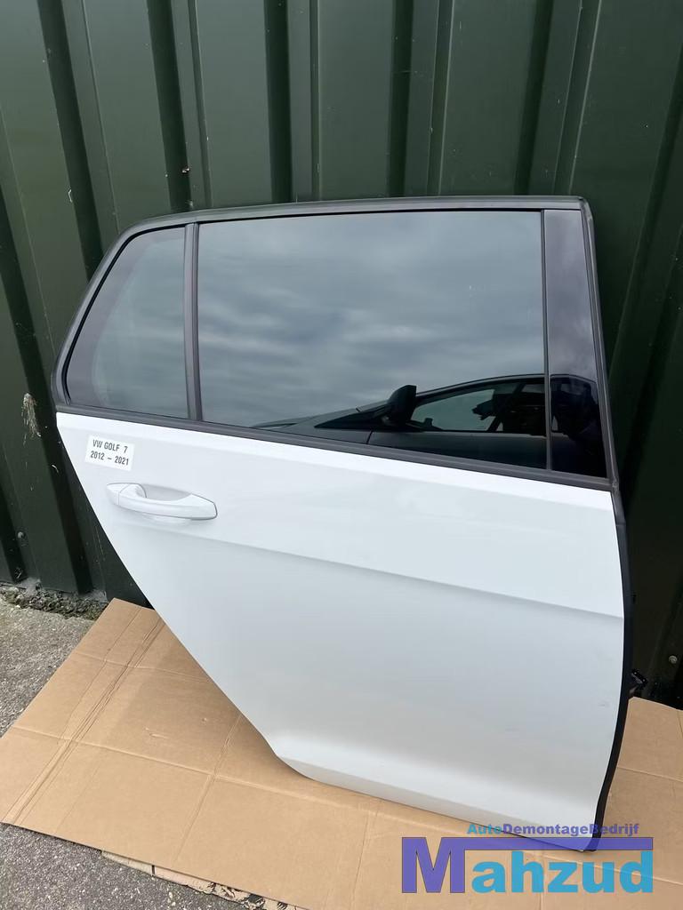 VW GOLF 7 7.5 HATCHBACK Wit rechts achter deur portier 2012-, Auto-onderdelen, Gebruikt, Volkswagen AG, Achter, Berliner Ring 2
38440  Wolfsburg, DE