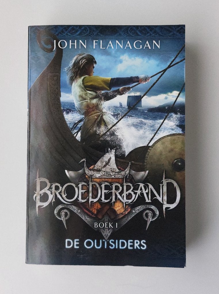 Broederband 1 + 2, Boeken, Gelezen, John Flanagan, Ophalen of Verzenden, Fictie