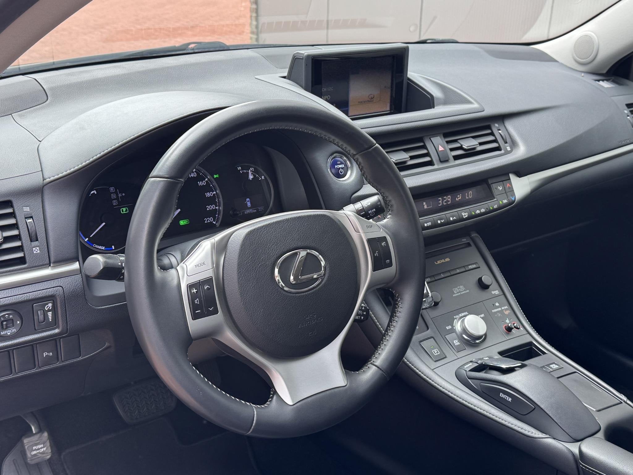 Lexus CT 200h Luxury Line MarkLevinson Dakraam *1e eigenaar*, Auto's, Lexus, Euro 5, 136 pk, Gebruikt, 4 cilinders