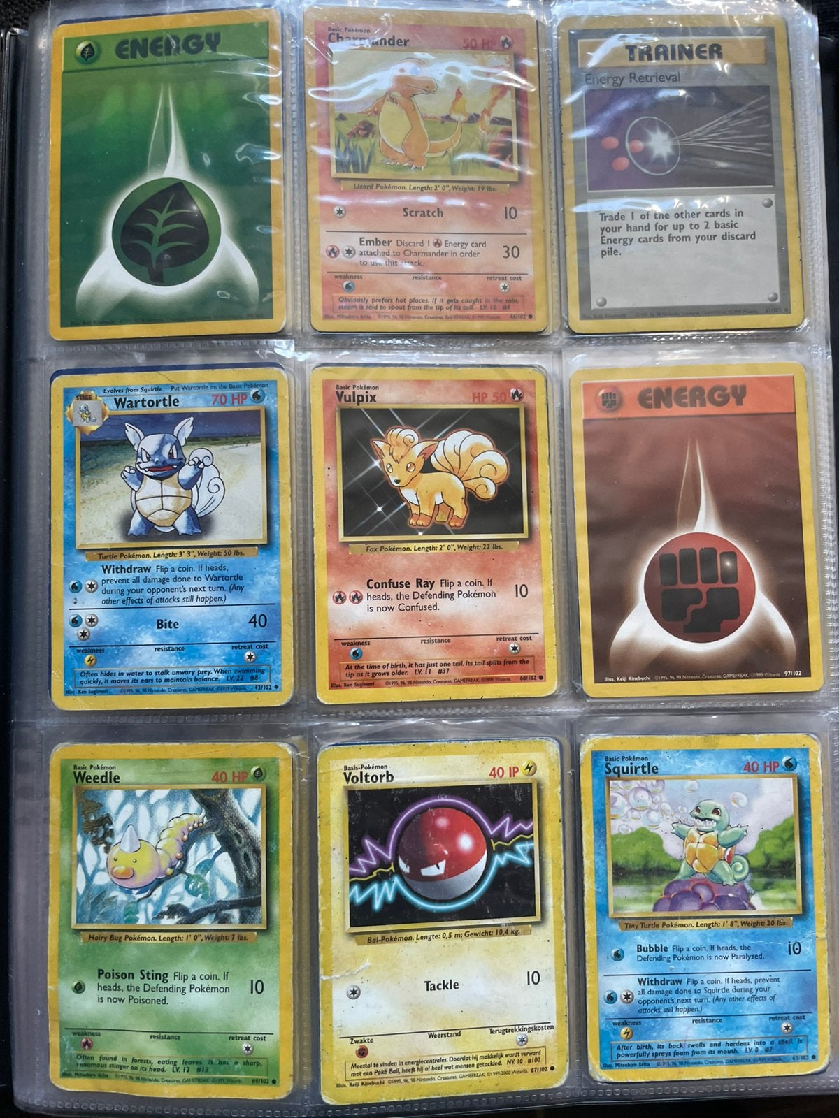 Hele map vol met oude pokemon kaarten, Ophalen, Zo goed als nieuw, Meerdere kaarten