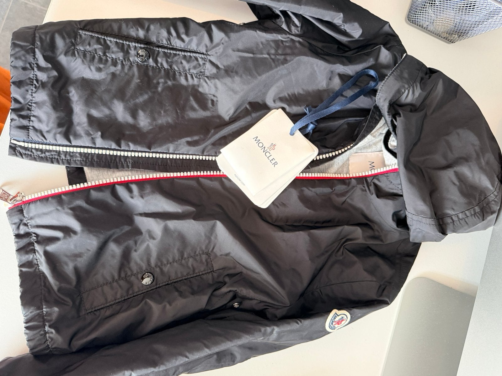 Originele moncler zomerjas 6Y, Kinderen en Baby's, Kinderkleding | Maat 128, Ophalen, Zo goed als nieuw, Jas