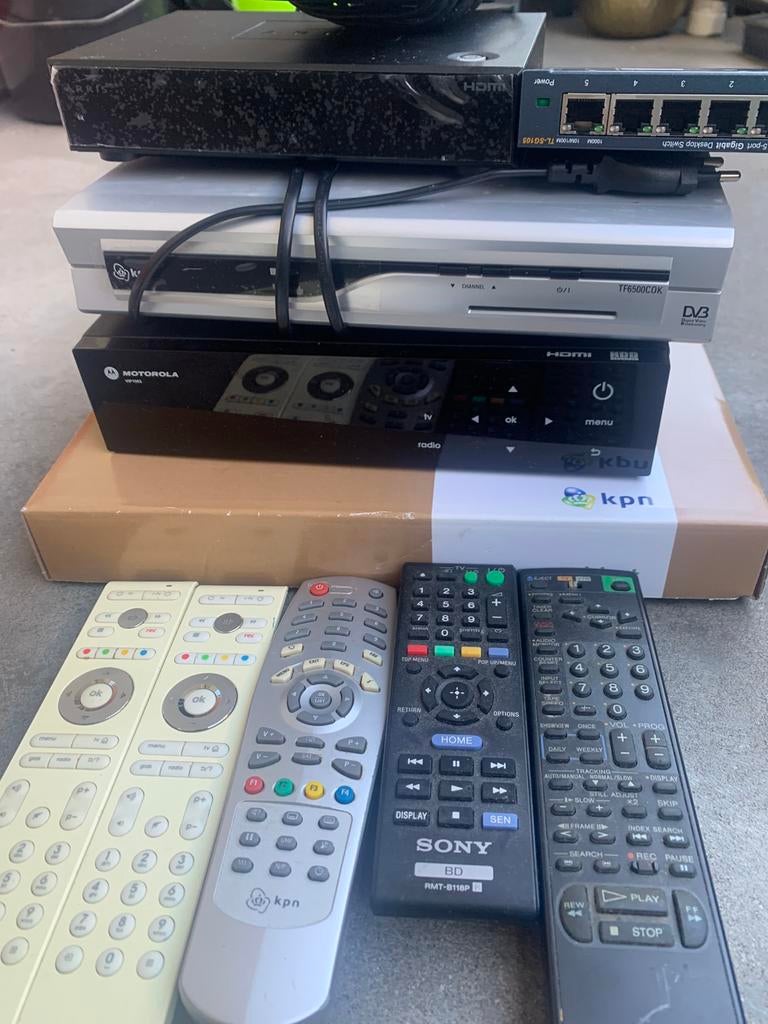 Digitenne kpn en motorola Gratis!, Ophalen of Verzenden, Zo goed als nieuw, Overige merken