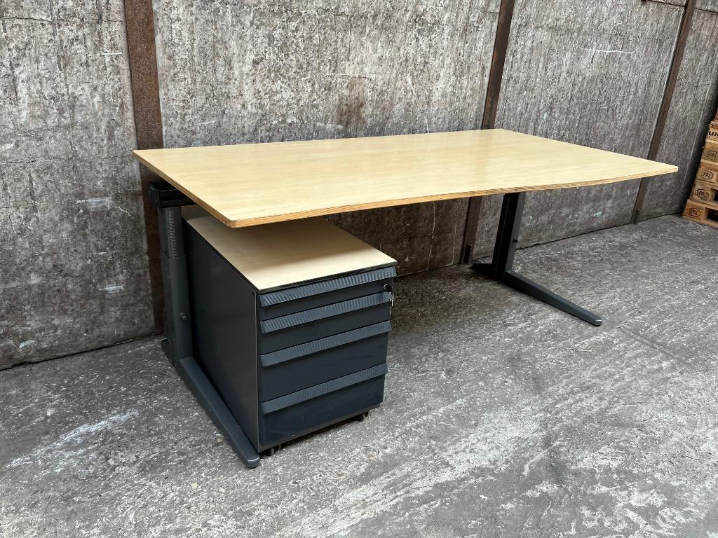 Bureau set - Ahrend Essa verstelbaar bureau + ladeblok, Ophalen of Verzenden, In hoogte verstelbaar, Gebruikt, Bureau-kast combinatie
