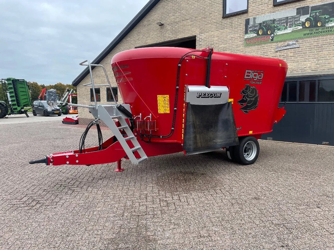 Peecon Biga 16 topliner (bj 2025), Zakelijke goederen, Overige, Voertechniek