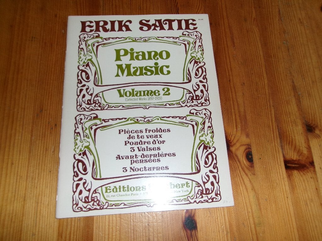 Erik satie - piano music / trois morceaux en forme de poire, Gebruikt, Klassiek, Ophalen of Verzenden, Artiest of Componist