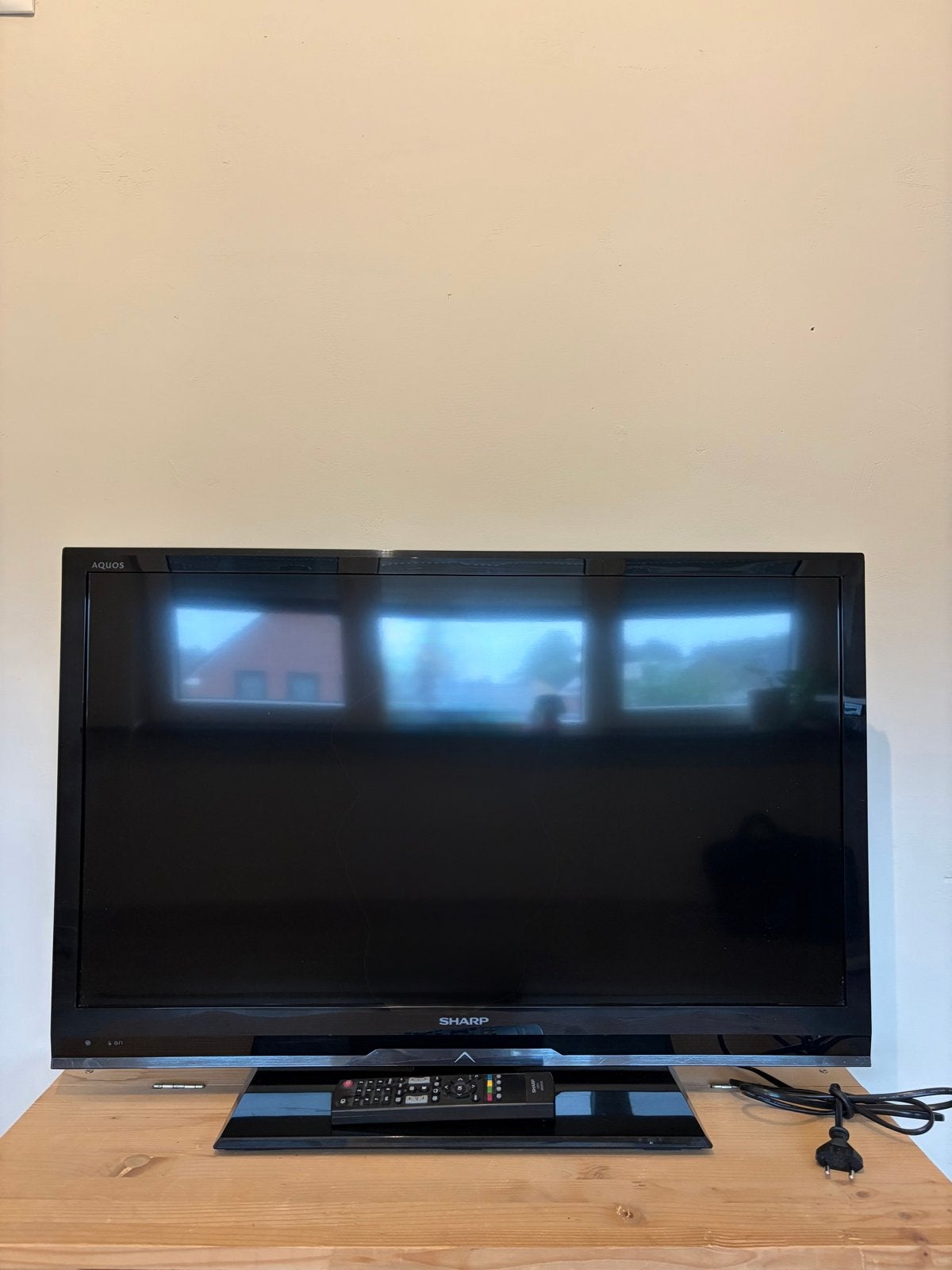 Sharp Aquos LCD TV - Goede staat, Ophalen, Gebruikt, 50 Hz, 80 tot 100 cm