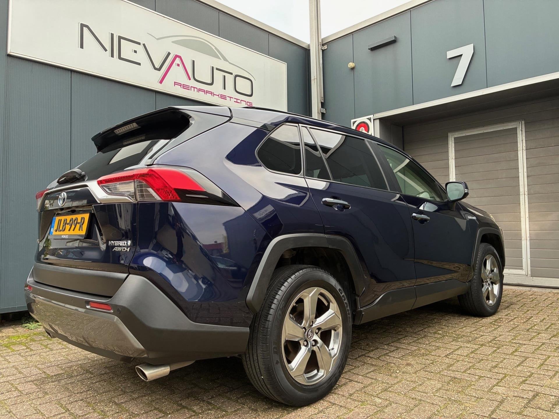 Toyota RAV4 2.5 Hybrid AWD Executive 222PK JBL TREKHAAK, Automaat, 12 maanden, Automatische klimaatregeling, Gebruikt