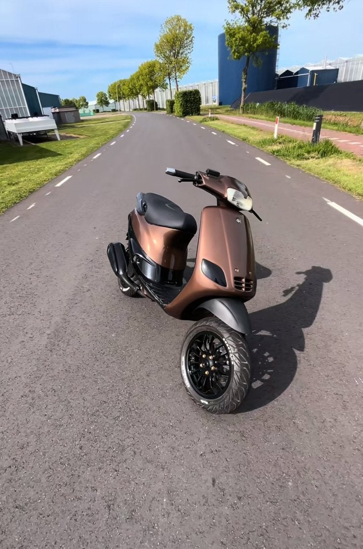 Zip type 3 GEZOCHT! Snel geld, Fietsen en Brommers, Scooters | Vespa, Ophalen, Zo goed als nieuw, Tweetakt, Overige modellen