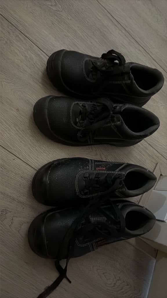 Veiligheidsschoenen, Ophalen, Zo goed als nieuw
