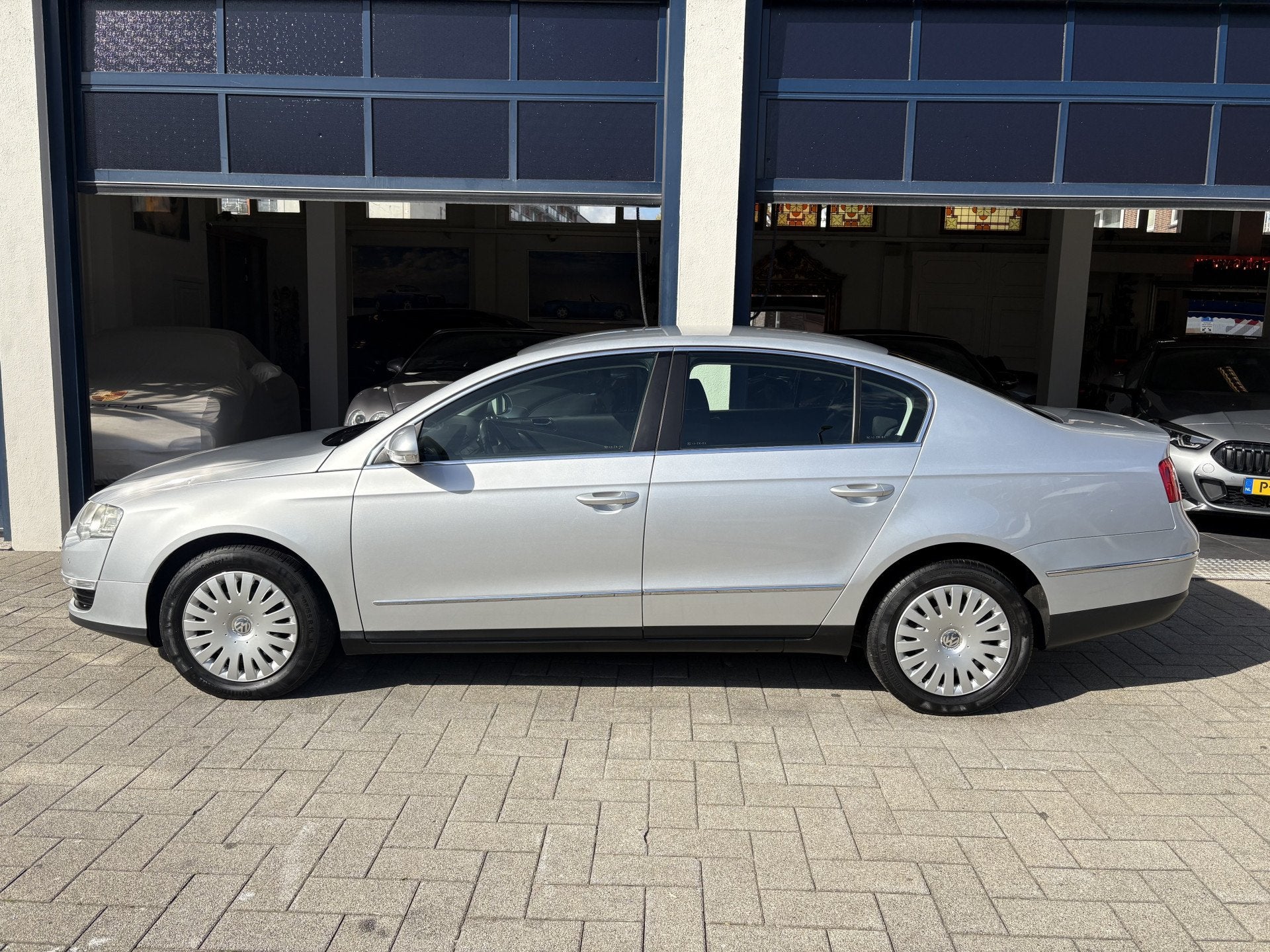 Volkswagen Passat 1.8 TFSI Comfortline Business NL AUTO * NI, Verwarmde buitenspiegels, 4 cilinders, 160 pk, Origineel Nederlands