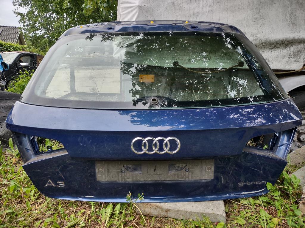 Audi A3 achterklep, Ophalen, Audi