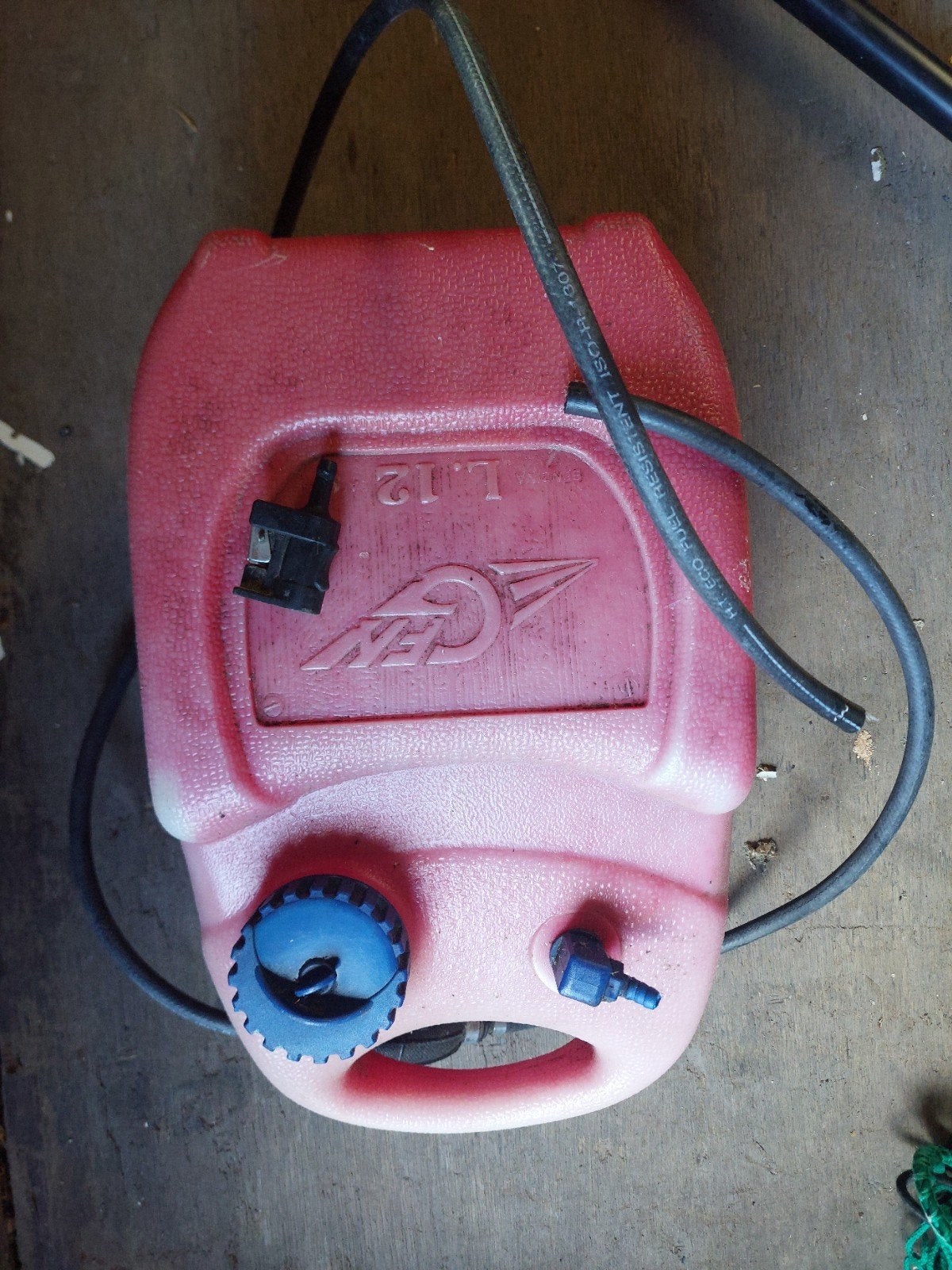 Brandstoftank 12L met slang en knijpbal, Watersport en Boten, Ophalen of Verzenden, Gebruikt, Motor en Techniek