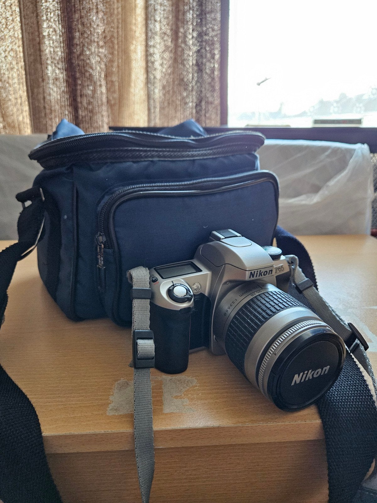 Nikon F65 Spiegelreflexcamera met lens en tas, Ophalen
