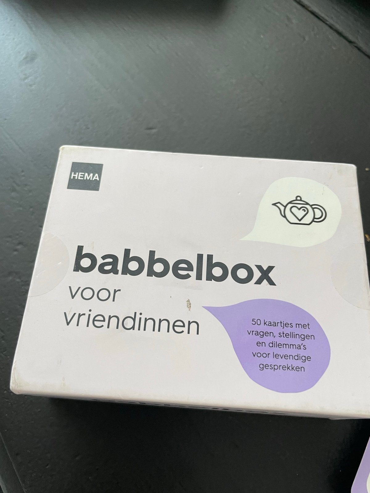 Hema Babbelbox voor Vriendinnen - 50 Kaartjes, Hobby en Vrije tijd, Een of twee spelers, Ophalen of Verzenden, Zo goed als nieuw
