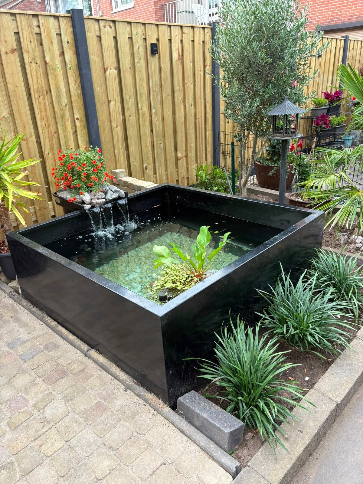 Nieuwe vijver/plantenbak 1,5x1.5x1 mtr, Ophalen, Nieuw
