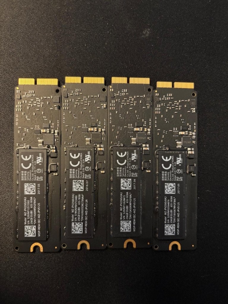 Macbook SSD Apple/Samsung SSD 256GB MZ-JPV256S/0A2, Intern, Gebruikt, SSD, Ophalen of Verzenden