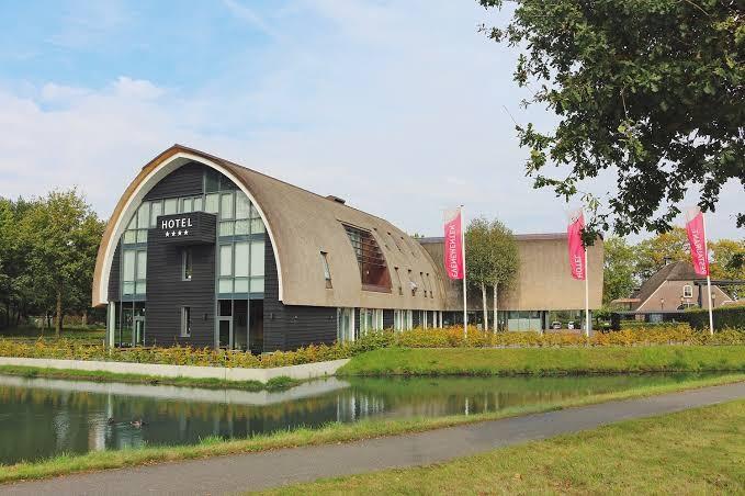 Hotel overnachting 22-23 mei Rode Schuur Nijkerk, Twee personen, 1 overnachting