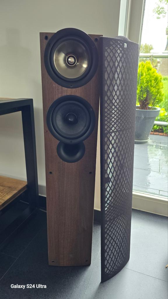 KEF iQ5 Vloerstaande Luidsprekers - Q Series, Overige merken, Gebruikt, Ophalen of Verzenden, 120 watt of meer