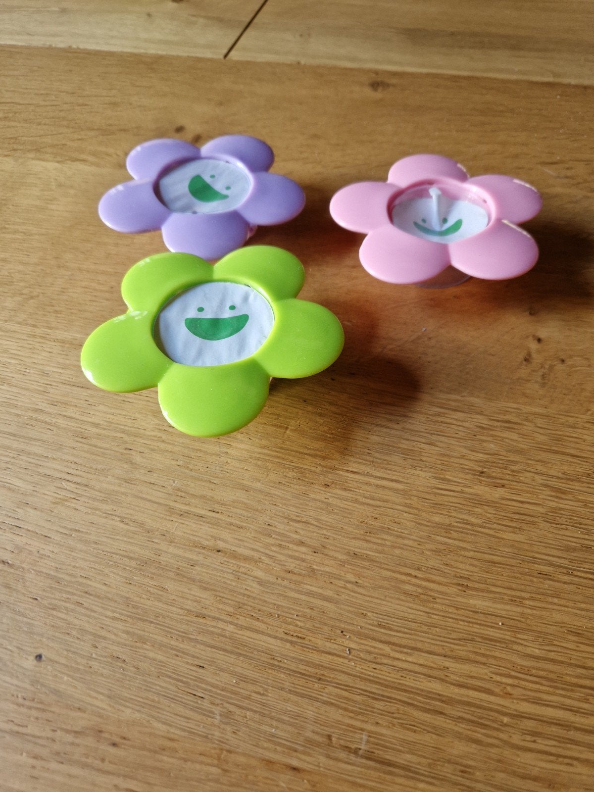 VROLIJKE FOTOLIJSTJES BLOEM  MET ZUIGNAPJES 3X, Ophalen of Verzenden