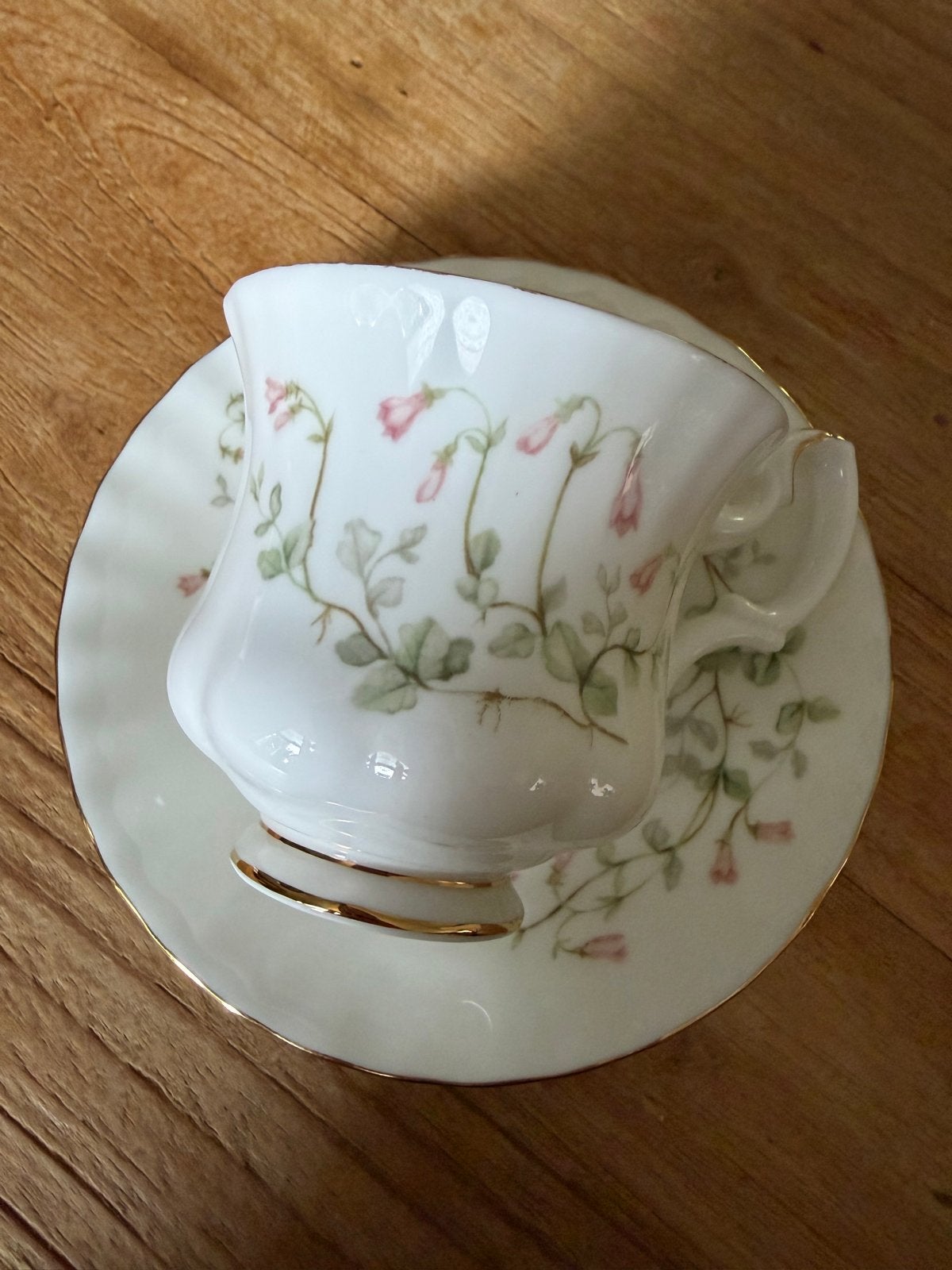 Royal Albert Nordic Flower Kop en Schotel, Antiek en Kunst, Ophalen of Verzenden