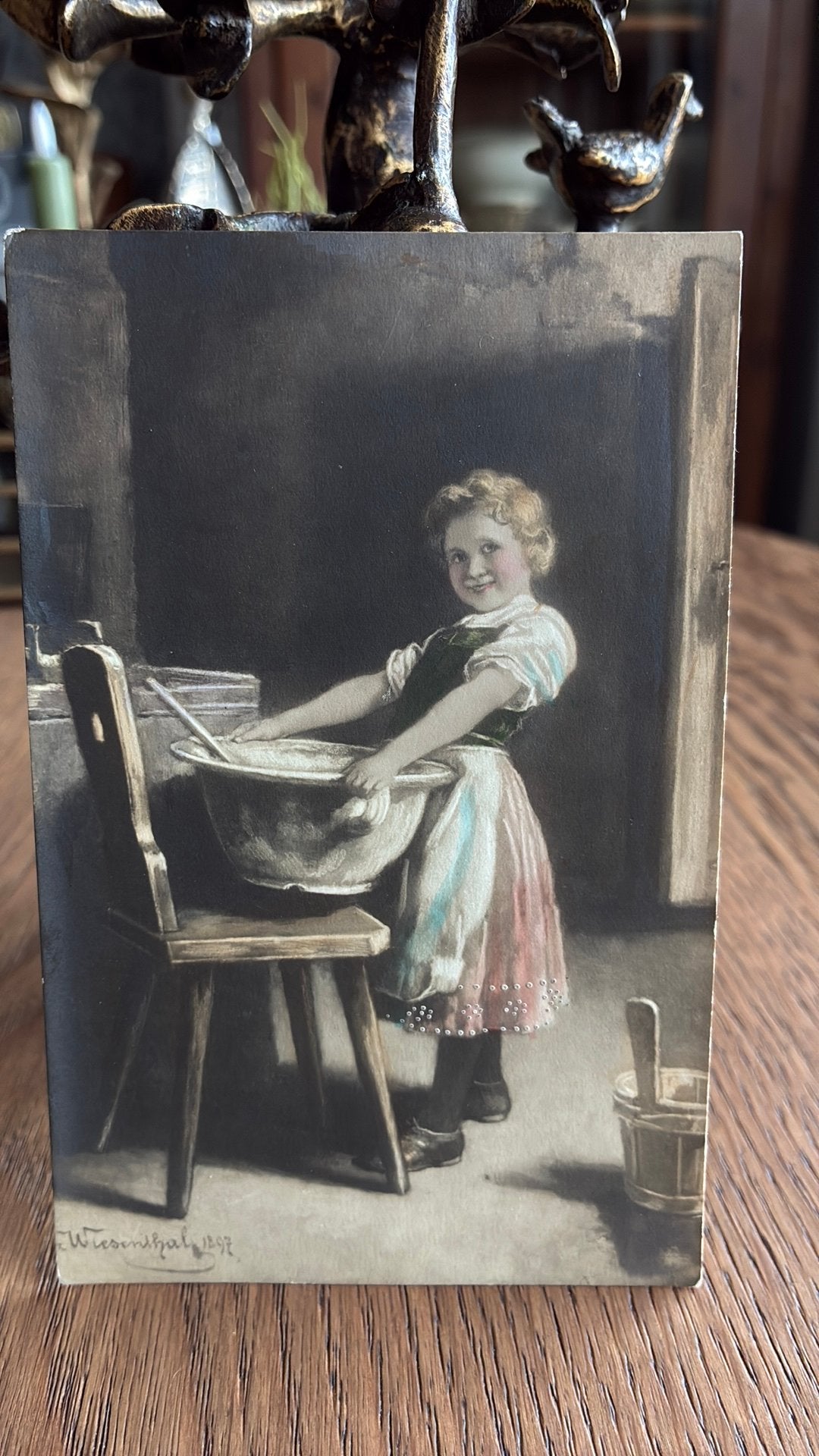 Meisje met grote ketel.Antieke kaart.Wiesenthal 1897., Verzamelen, Ophalen of Verzenden, Voor 1920, Ongelopen, Kinderen