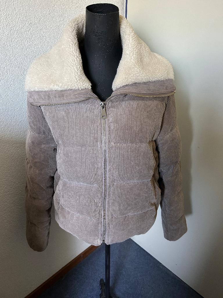 FB Sister jasje rib met bontkraag mt L z.g.a.n., Verzenden, Beige, Maat 42/44 (L), Zo goed als nieuw