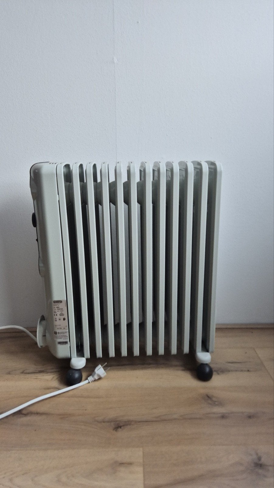 DeLonghi TRRS1225 Oliegevulde Radiator - Zo goed als nieuw, Ophalen, Radiator, Zo goed als nieuw, 60 tot 150 cm