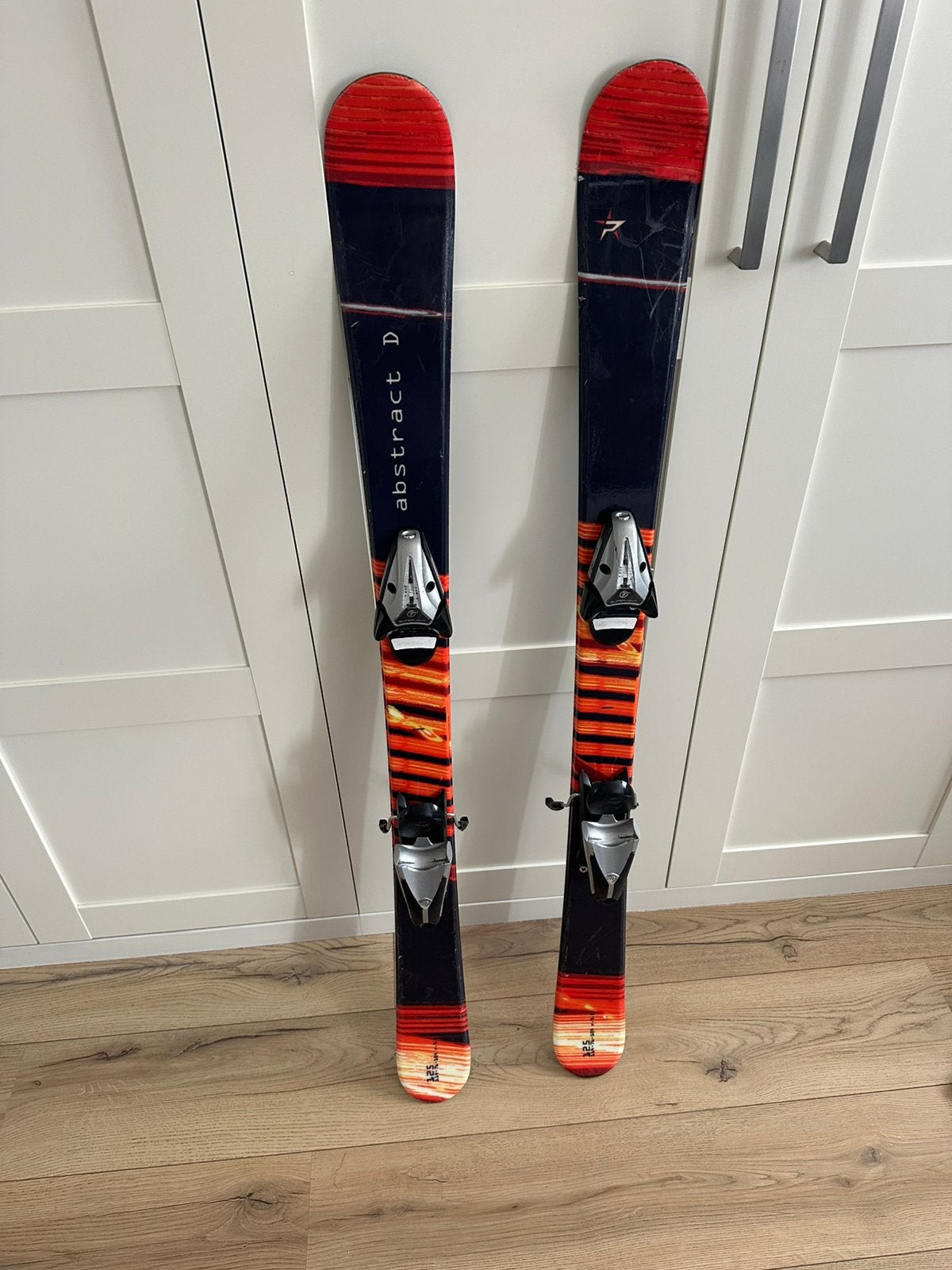 Twintips abstract d lengte 125, Sport en Fitness, Gebruikt, 100 tot 140 cm, Skiën, Ski's