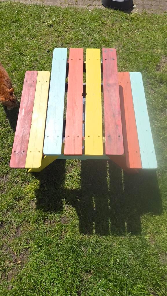 Kleurrijke kinderpicknicktafel - Gebruikt, Tuin en Terras, Picknicktafels, Gebruikt, Rechthoekig, Hout, Ophalen