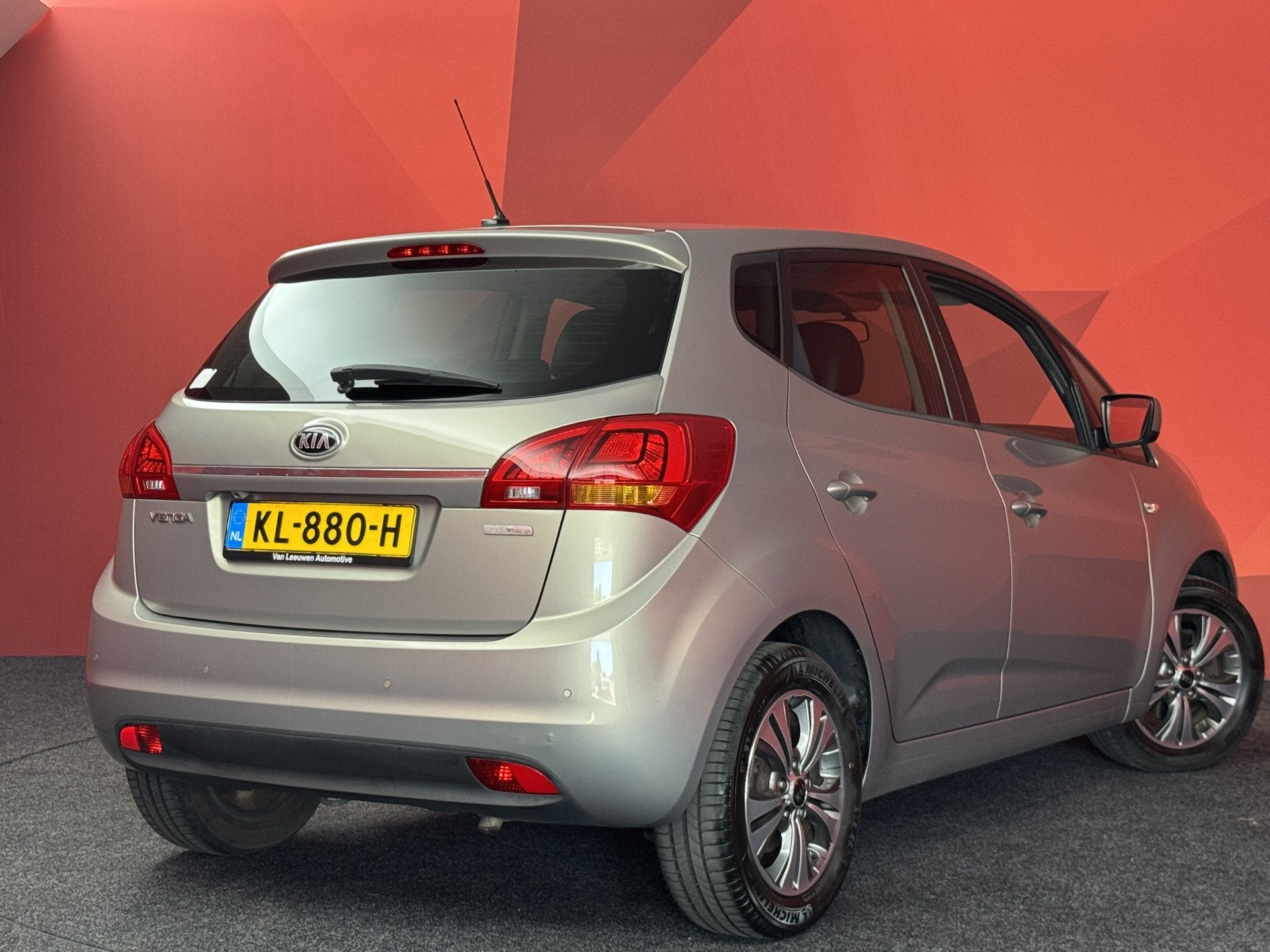 Kia Venga 1.4 CVVT DynamicPLusLine | Airco | Navigatie | APK, Auto's, Voorwielaandrijving, Gebruikt, 4 cilinders, 1153 kg