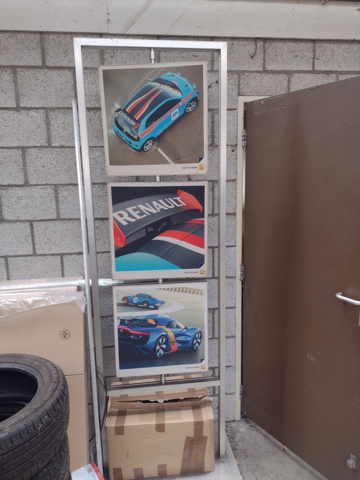 Renault Sport Display met 3 Posters, Ophalen, Gebruikt, Auto's