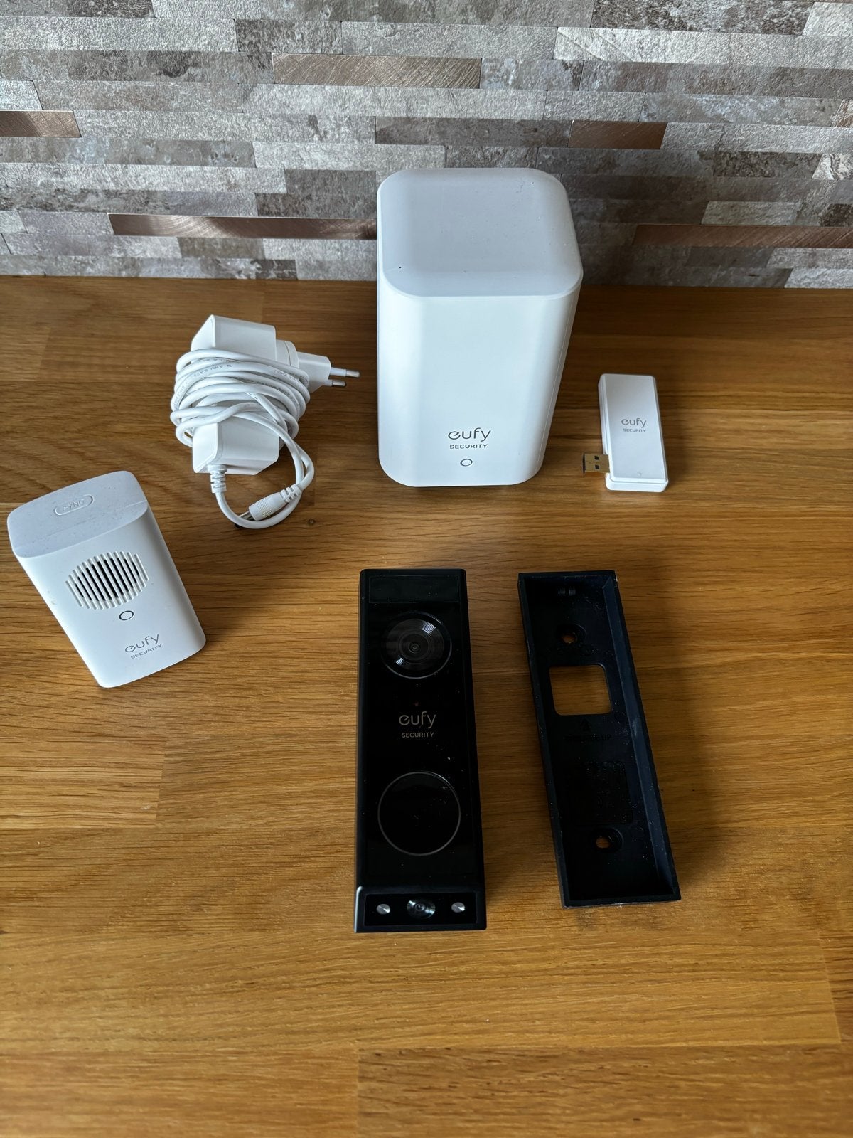 Eufy Beveiligingsset: Deurbel E340, Homebase 2 & Chime, Ophalen of Verzenden, Compleet systeem, Draadloos, Beweging