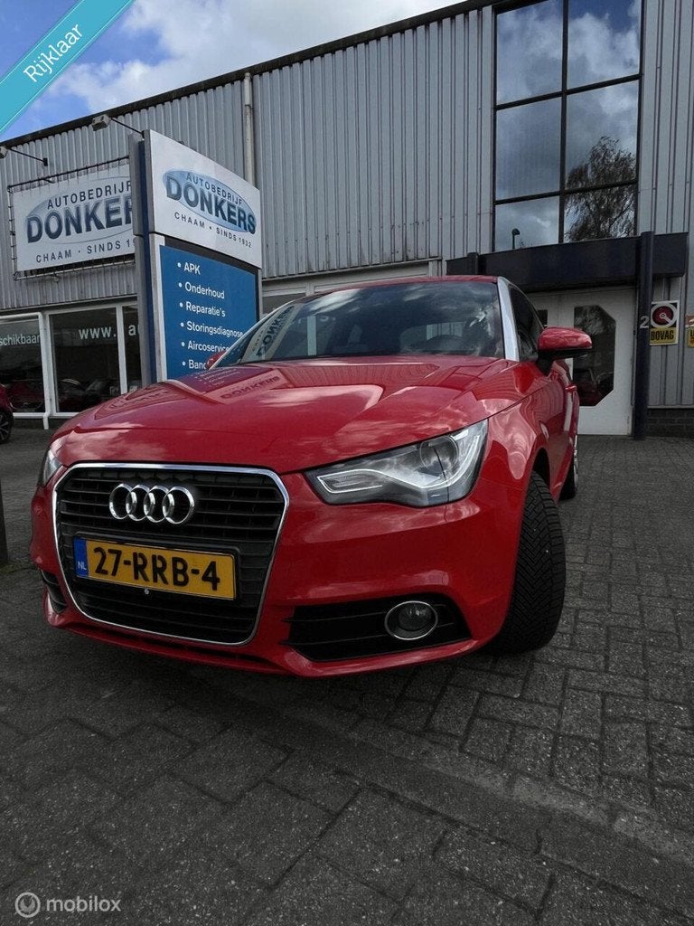 Audi A1 1.4 TFSI S-Line/automaat/pdc/nav/bluetooth, 4 cilinders, 4 stoelen, Origineel Nederlands, 1100 kg