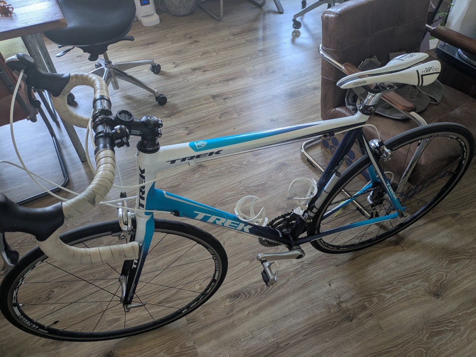 Trek aluminium racefiets – Shimano Ultegra – 57 cm, 28 inch, Velgrem, Zo goed als nieuw, 57 tot 61 cm