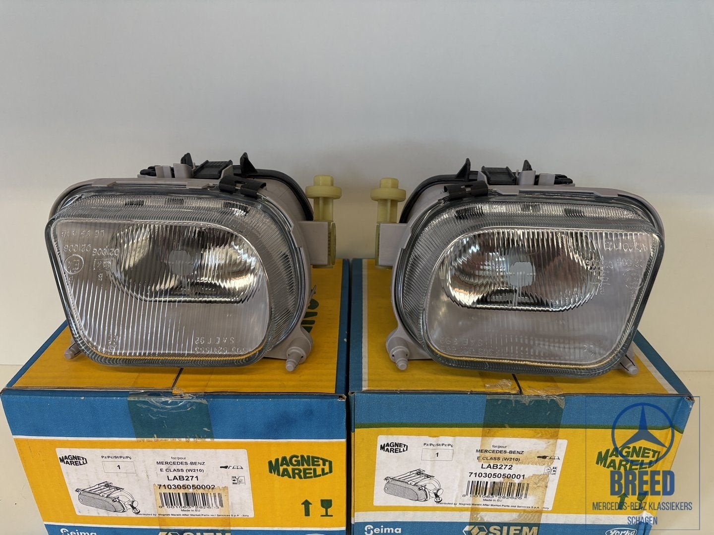 NOS mistlamp L+R voor Mercedes-Benz W210 E-Klasse, Auto-onderdelen, -, Nieuw, Ophalen of Verzenden, -