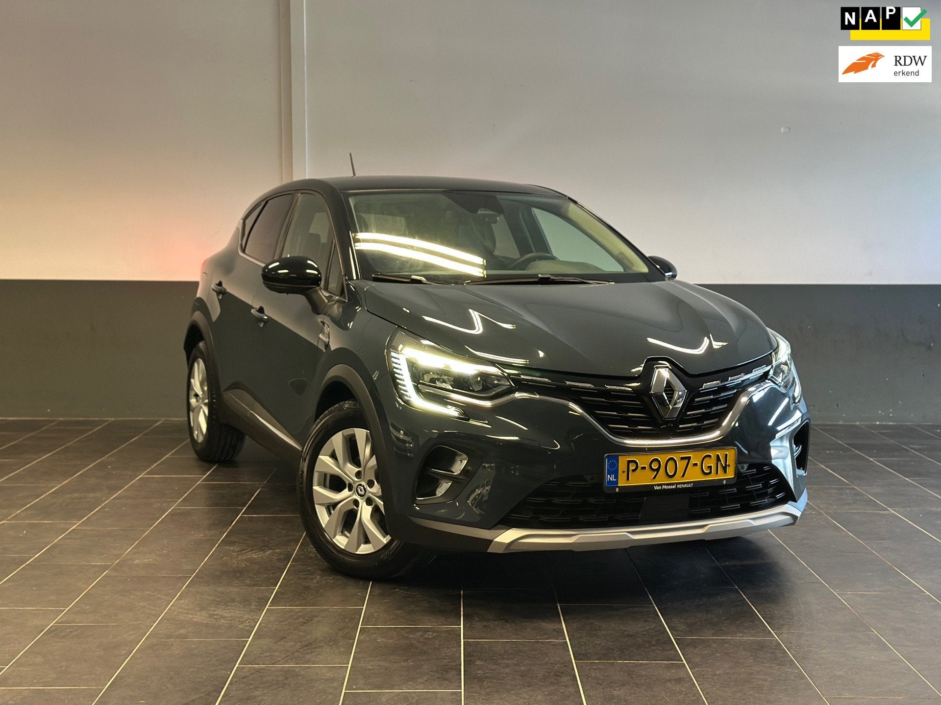 Renault Captur 1.0 TCe 90 Intens , 1e eig org Ned , nw staat