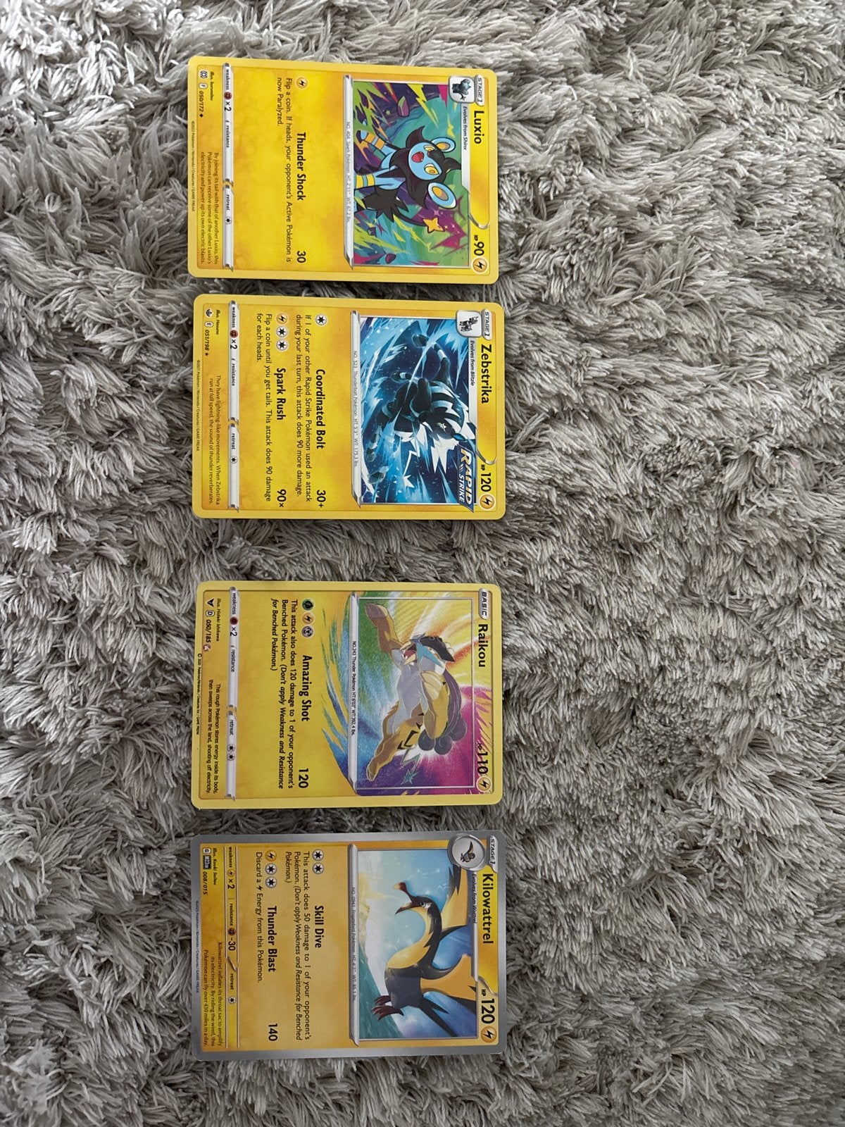 Pokémon Kaarten: Luxio, Zebstrika, Raikou, Kilowattrel, Ophalen of Verzenden, Zo goed als nieuw, Meerdere kaarten
