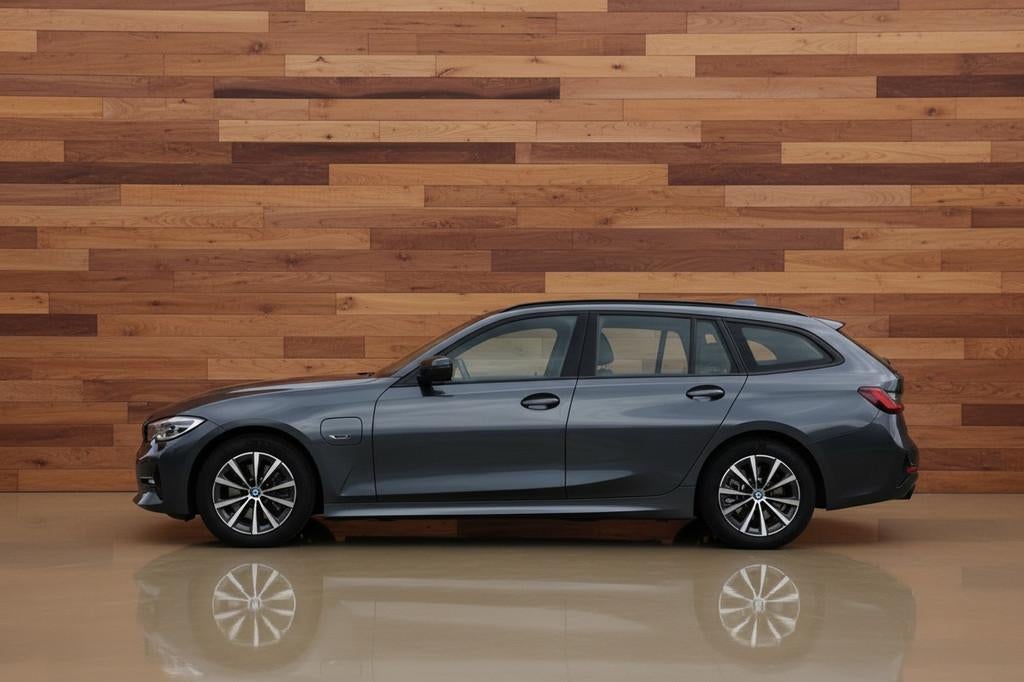 BMW 3 Serie Touring 320e Business Edition Plus | SPORTLEDER, Automaat, 1998 cc, Gebruikt, 4 cilinders