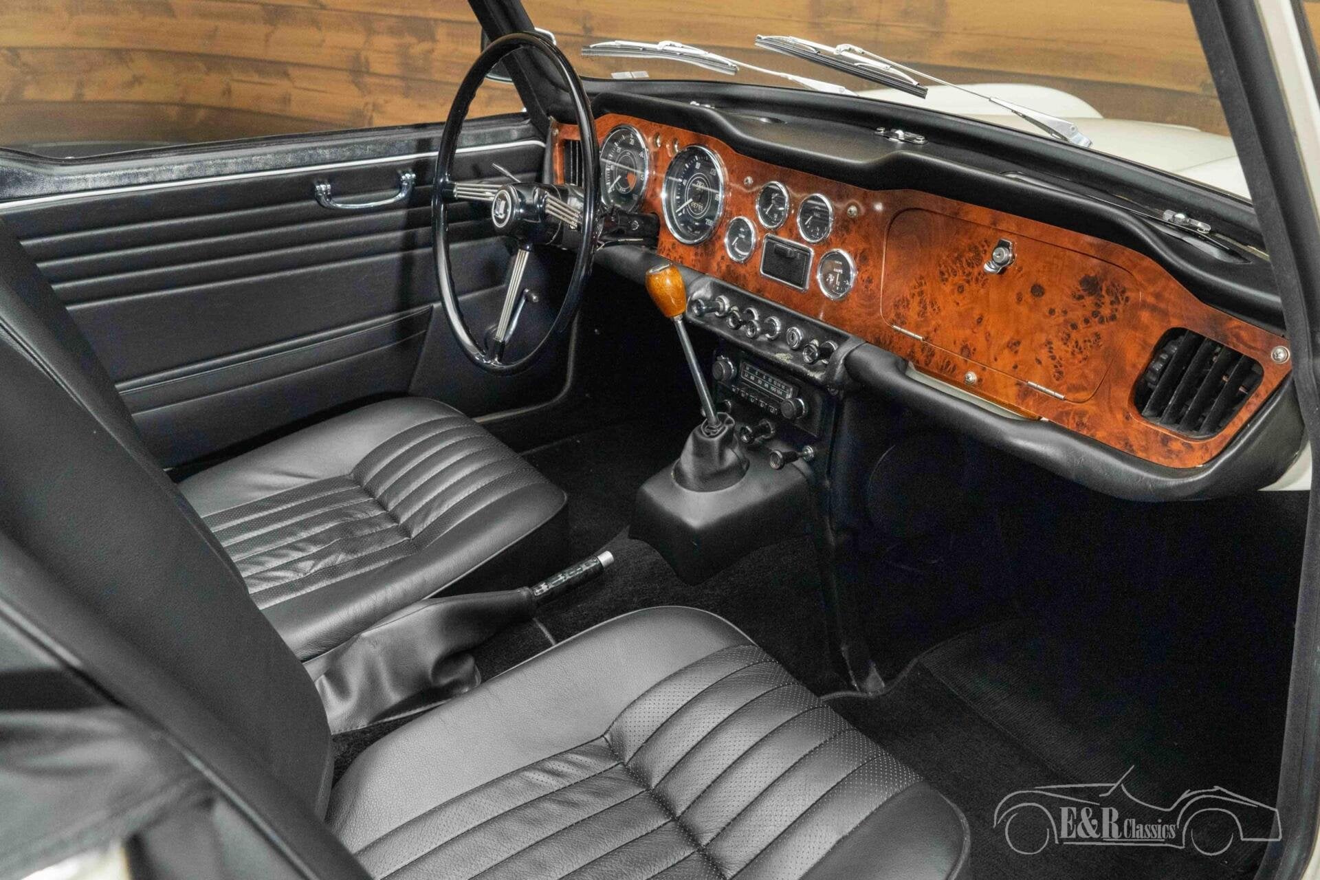 Triumph TR4A IRS Cabriolet | 1966, foto 8
