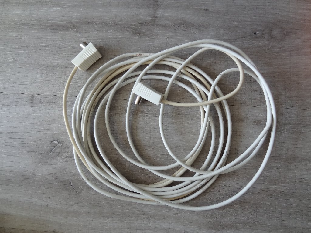 Coax Antennekabel / TV-Kabel – Wit >Snelle Verzending!<, Ophalen of Verzenden, Gebruikt, 2 tot 5 meter, Coaxiale kabel