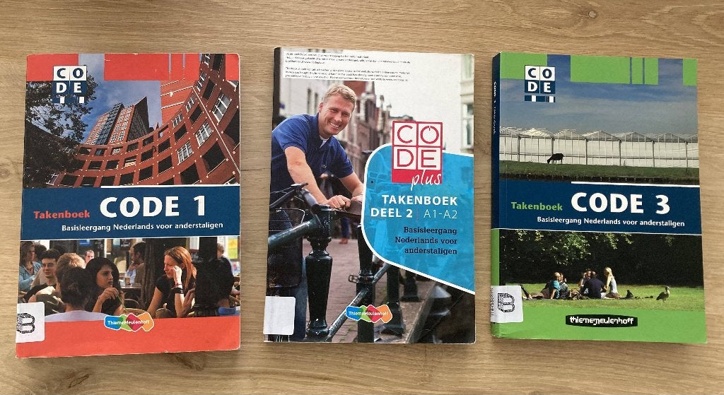 CODE 1 3 plus nederlands boek A1 A2, Boeken, Ophalen of Verzenden, Zo goed als nieuw, Nederlands
