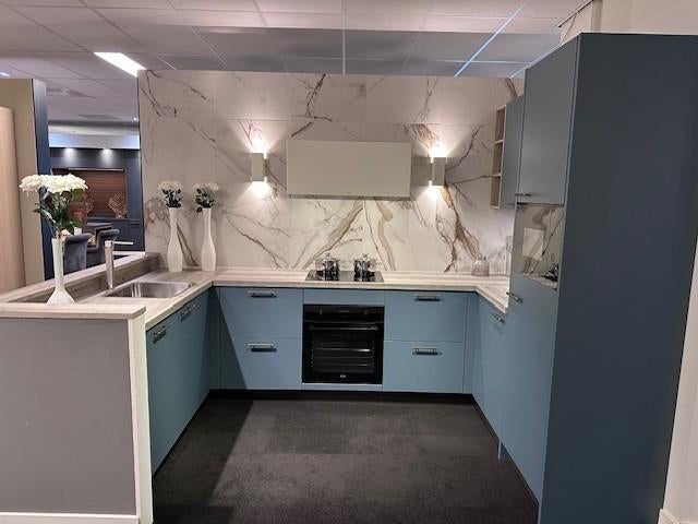 Showroom keuken voor maar €4.500,-, Ophalen, Blauw, Overige typen, Nieuw