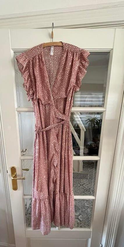 🛍️Zomer jurk mt 38  M lange jurk cream/rood/ beetje goud, Maat 38/40 (M), Ophalen of Verzenden, Zo goed als nieuw, Rood